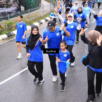 Runner Photo 7958234