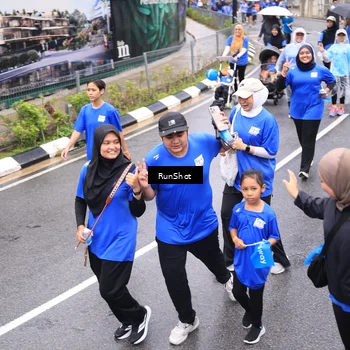 Runner Photo 7958239