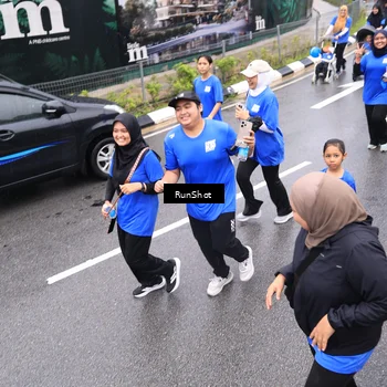 Runner Photo 7958246