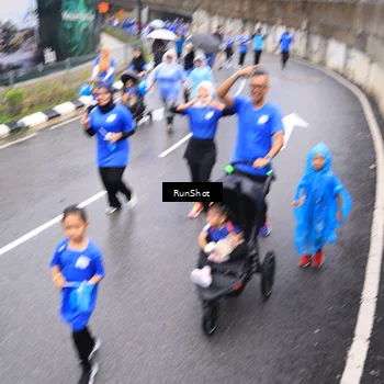 Runner Photo 7958251