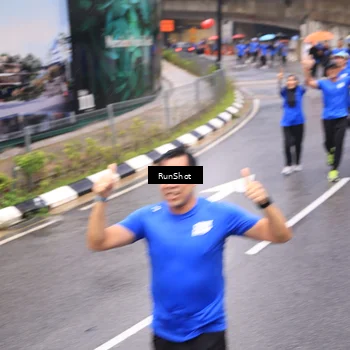 Runner Photo 7958254