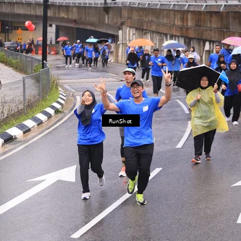 Runner Photo 7958313