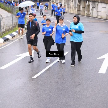 Runner Photo 7958317