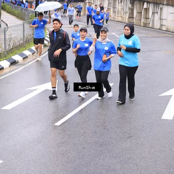 Runner Photo 7958320