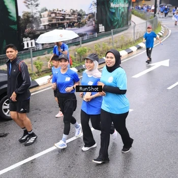 Runner Photo 7958354