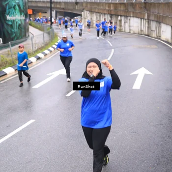 Runner Photo 7958369