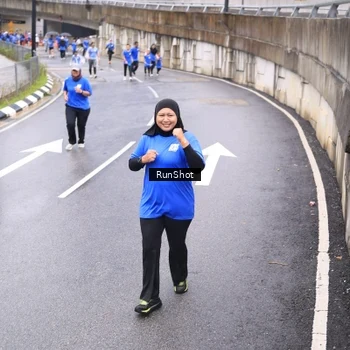 Runner Photo 7958370