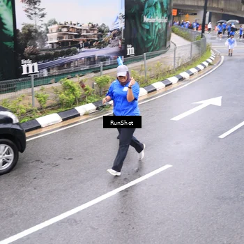 Runner Photo 7958389