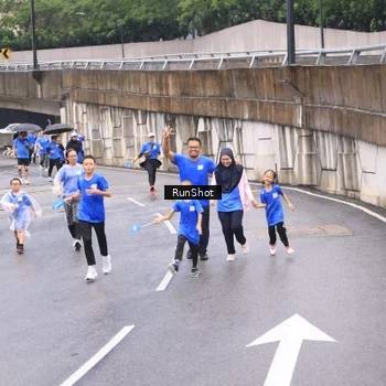 Runner Photo 7958411