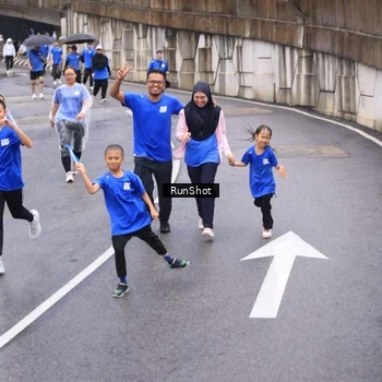 Runner Photo 7958420