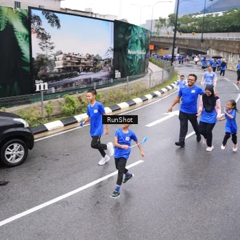 Runner Photo 7958439