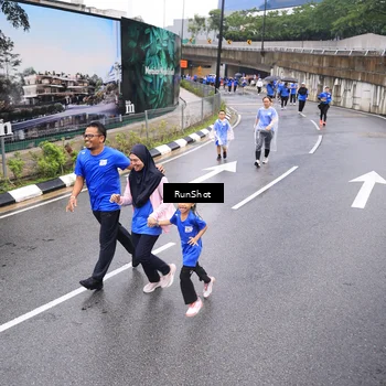 Runner Photo 7958451