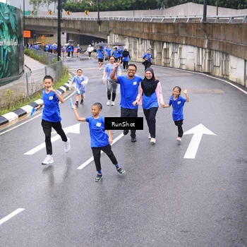 Runner Photo 7958452