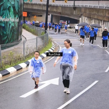 Runner Photo 7958466