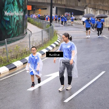 Runner Photo 7958471