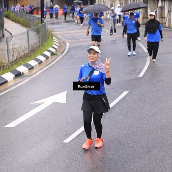 Runner Photo 7958476