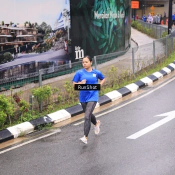 Runner Photo 7958491