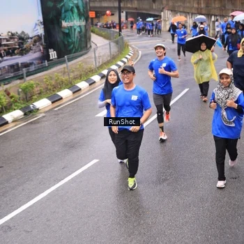 Runner Photo 7958499