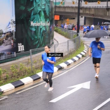 Runner Photo 7958508