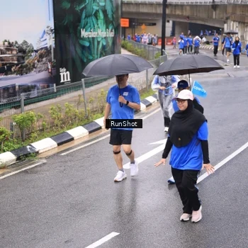 Runner Photo 7958511