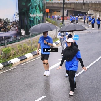 Runner Photo 7958512