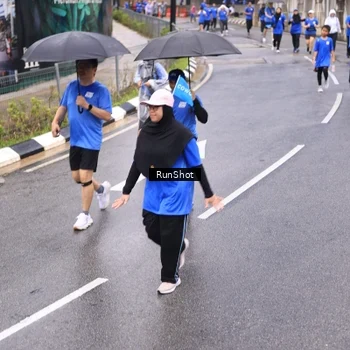 Runner Photo 7958515