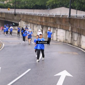 Runner Photo 7958527