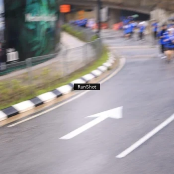 Runner Photo 7958534