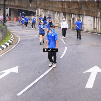 Runner Photo 7958542