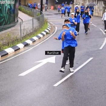 Runner Photo 7958558