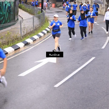 Runner Photo 7958569
