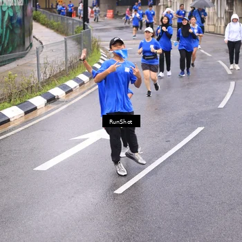 Runner Photo 7958570