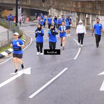 Runner Photo 7958576