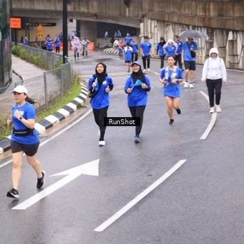 Runner Photo 7958579
