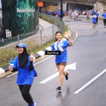 Runner Photo 7958609