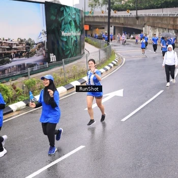 Runner Photo 7958611