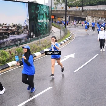 Runner Photo 7958612