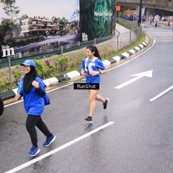 Runner Photo 7958617