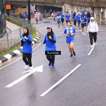 Runner Photo 7958635