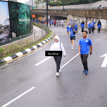 Runner Photo 7958644