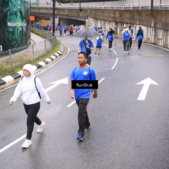 Runner Photo 7958652