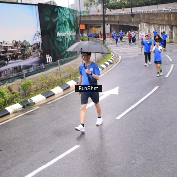 Runner Photo 7958674