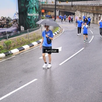 Runner Photo 7958675