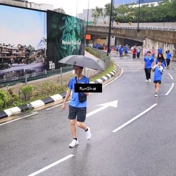 Runner Photo 7958678
