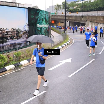 Runner Photo 7958685
