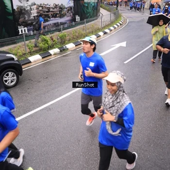 Runner Photo 7958697