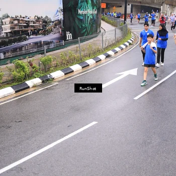 Runner Photo 7958709