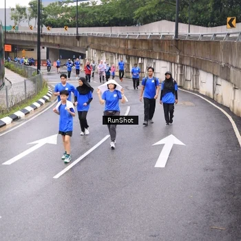 Runner Photo 7958712