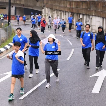 Runner Photo 7958715