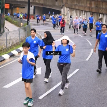 Runner Photo 7958722